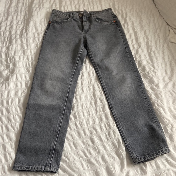 Size 4 light grey Zara jeans - Picture 4 of 4